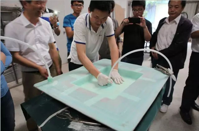 廣東博皓致力于幫助客戶成長，為客戶創造價值，開辦培訓班，不遺余力地和他們一起投身到行業交流互惠的活動之中