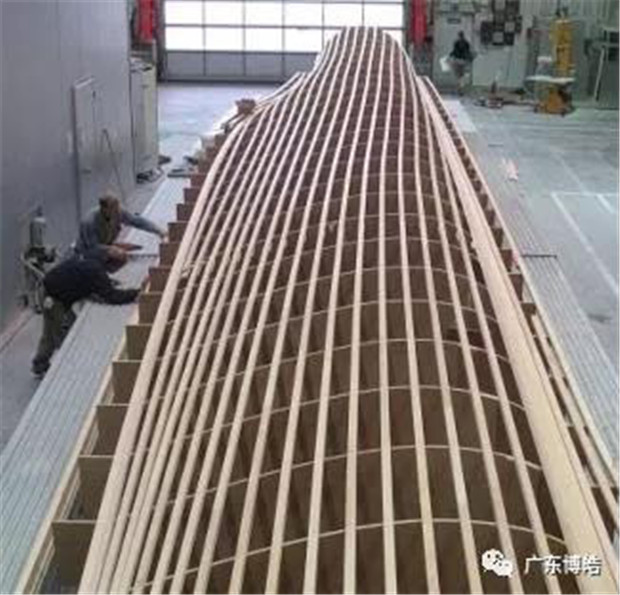 五軸加工中心應(yīng)用:風(fēng)電模具制造 -2