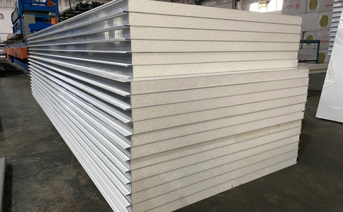 遇到不平整的巖棉夾芯板應該怎么解決呢？